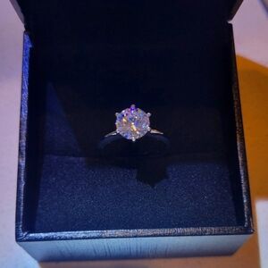 Diamond engagement ring  2-carats sterling silver band